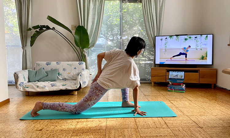 オンラインヨガ